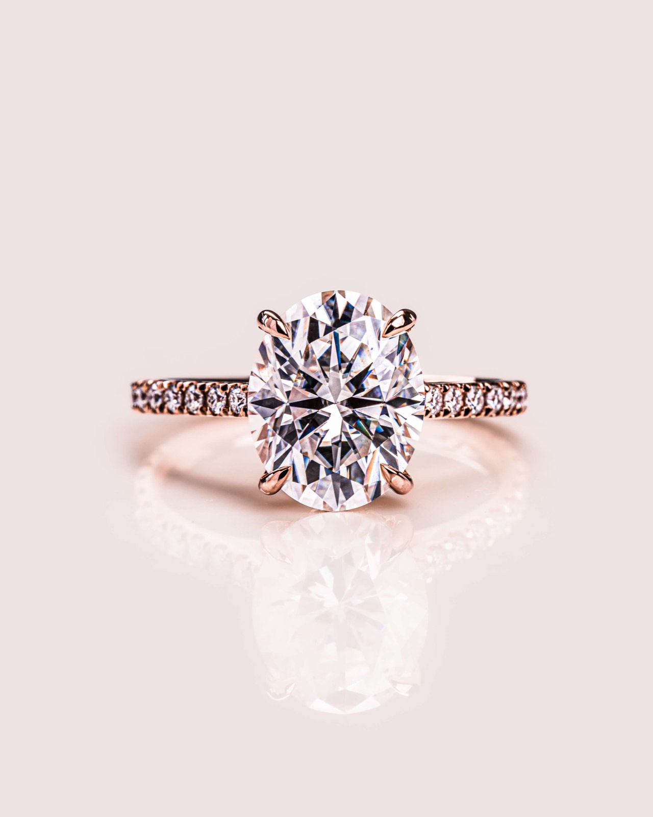 Caroline (with Pavé) - Oval