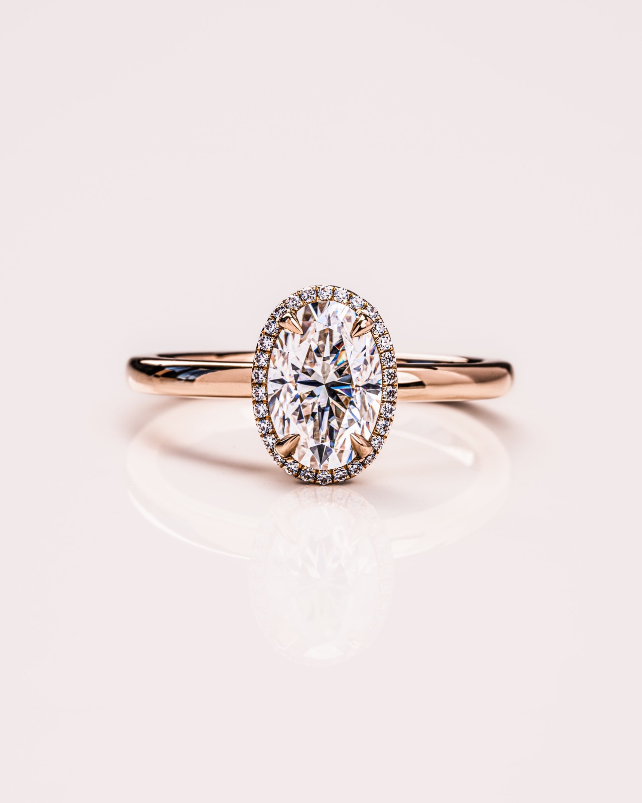 Emily - Oval
