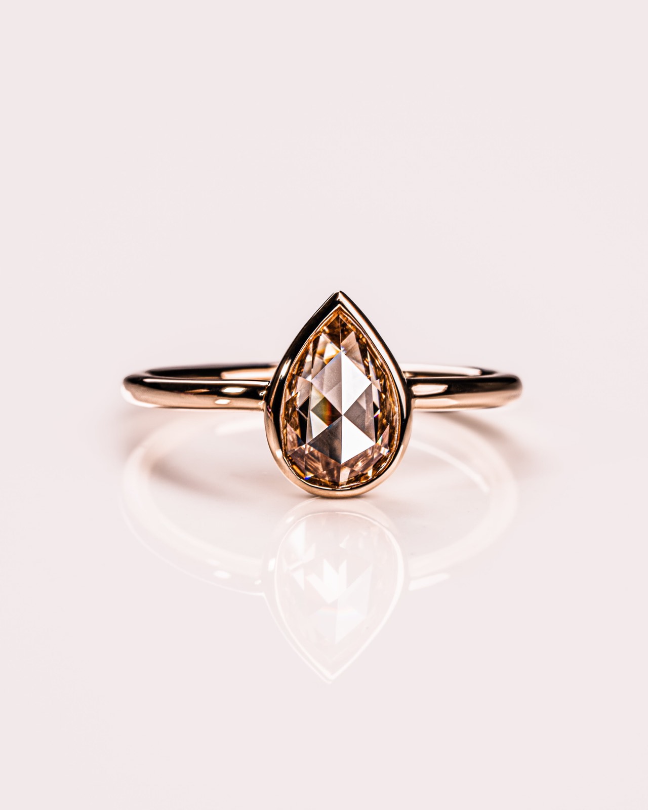 Eve - Rose Pear (Champagne)